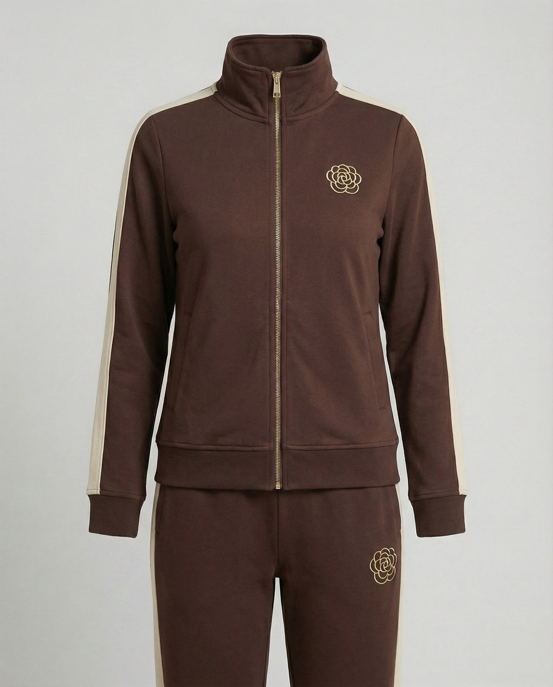 Sportlich-elegantes Freizeitset mit Stehkragen-Reißjacke, kontrastierenden Seitenstreifen und gerader Komforthose R&B