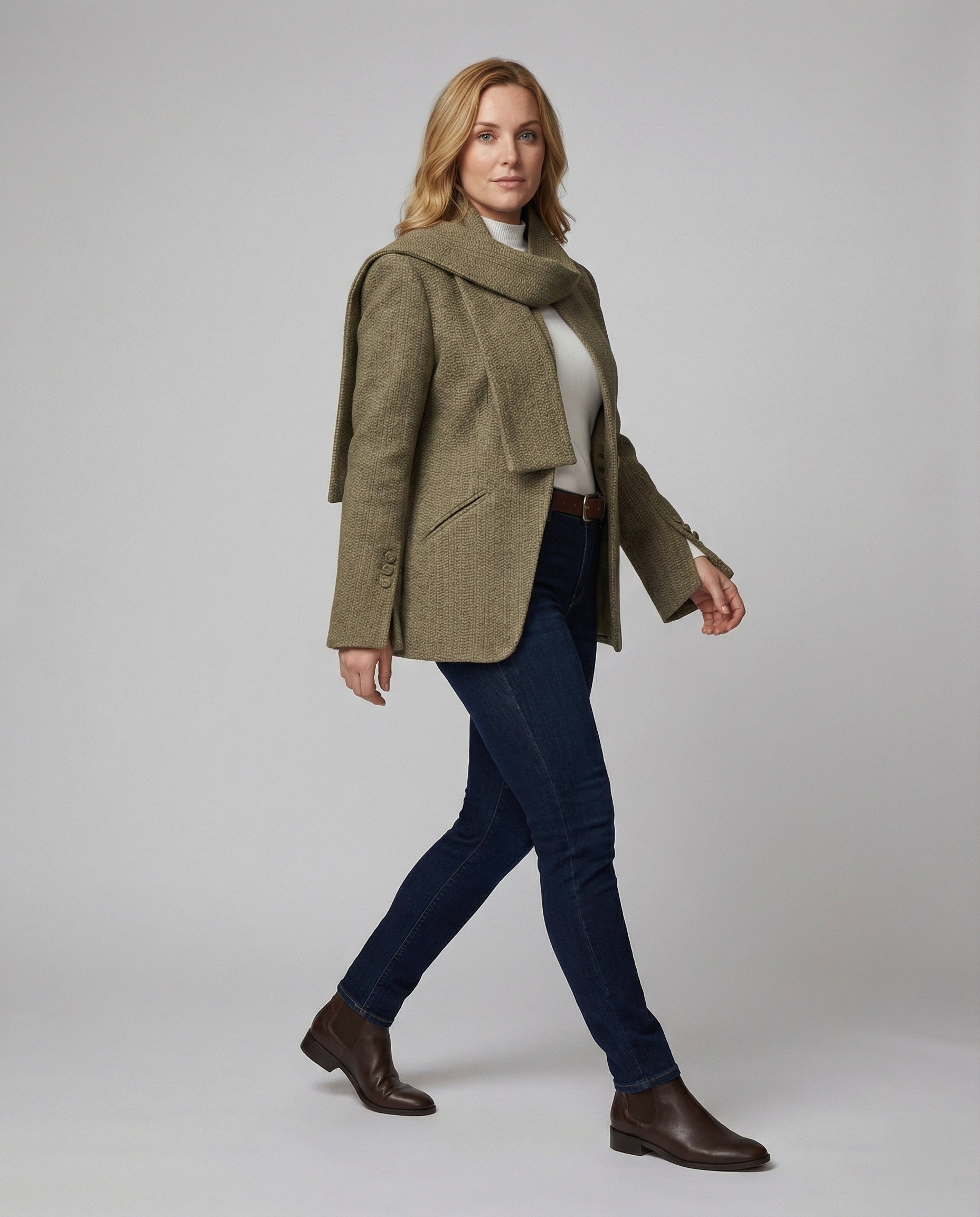 Strukturierter Strickblazer mit Schluppe und tailliertem Schnitt R&B