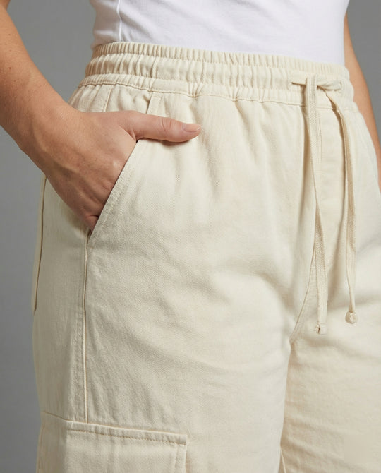 Ultraweite Cargohose mit hohem Elastikbund, Mehrfachklappentaschen und verstellbarem Beinabschluss R&B