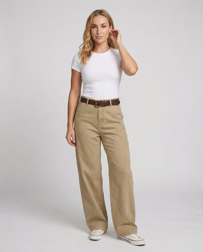 Weit geschnittene hochtaillierte Arbeitslook-Hose mit tiefem Schritt, Teilungsnähten und verstellbarem Saum R&B