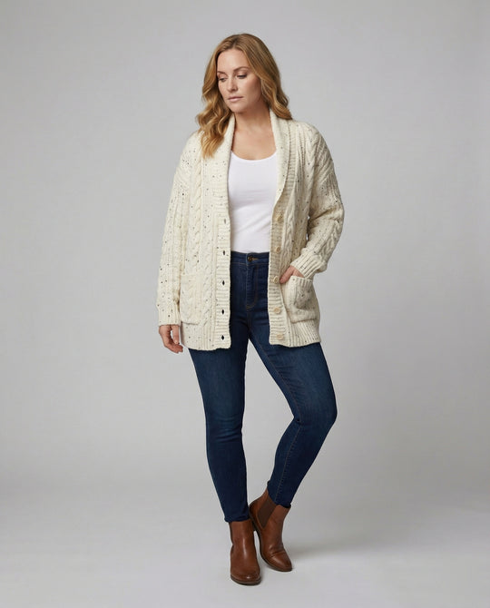 Grobstrickcardigan mit Zopfmuster Eingrifftaschen und Zierknopfleiste R&B