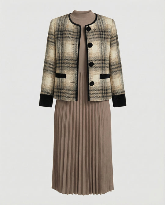 Zweiteiliges Ensemble Boucléjacke mit Rundhalsausschnitt und plissiertem Midikleid
