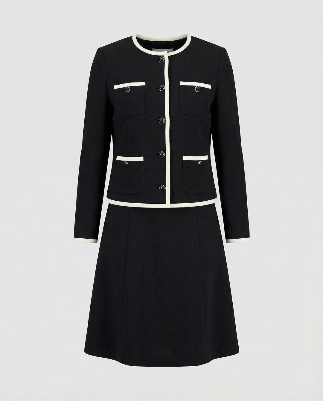Zweiteiliges Kleid aus ärmellosem Etuikleid und Boucléjacke R&B