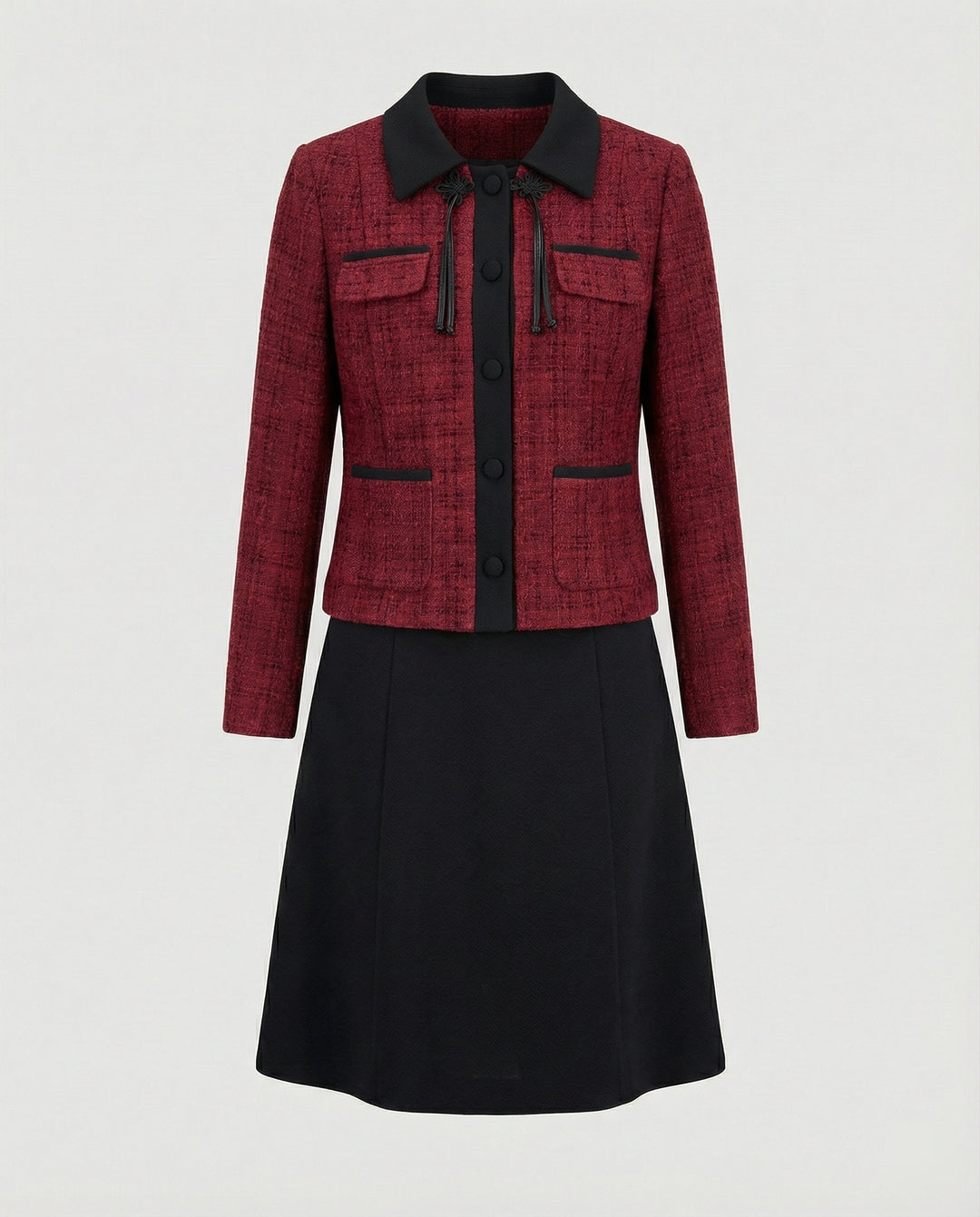 Zweiteiliges Kleid aus ärmellosem Etuikleid und Boucléjacke R&B