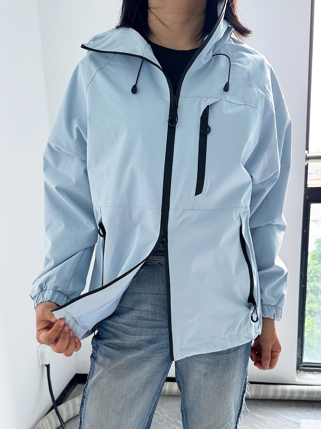 R&B | Wasserdichte Damenjacke mit Kapuze