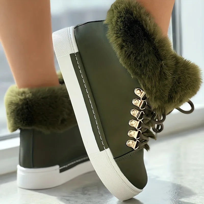 Detail gefütterte Stiefeletten mit Schnürsenkeln