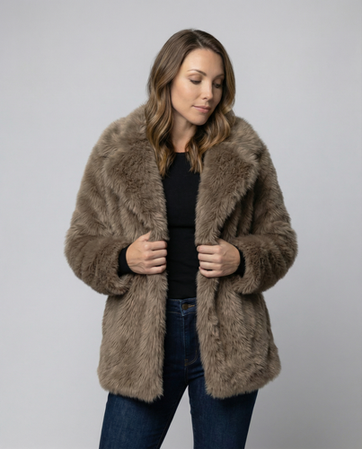 R&B | Damen Kurze Jacke Aus Weichem Kunstfell mit Lockerer Passform