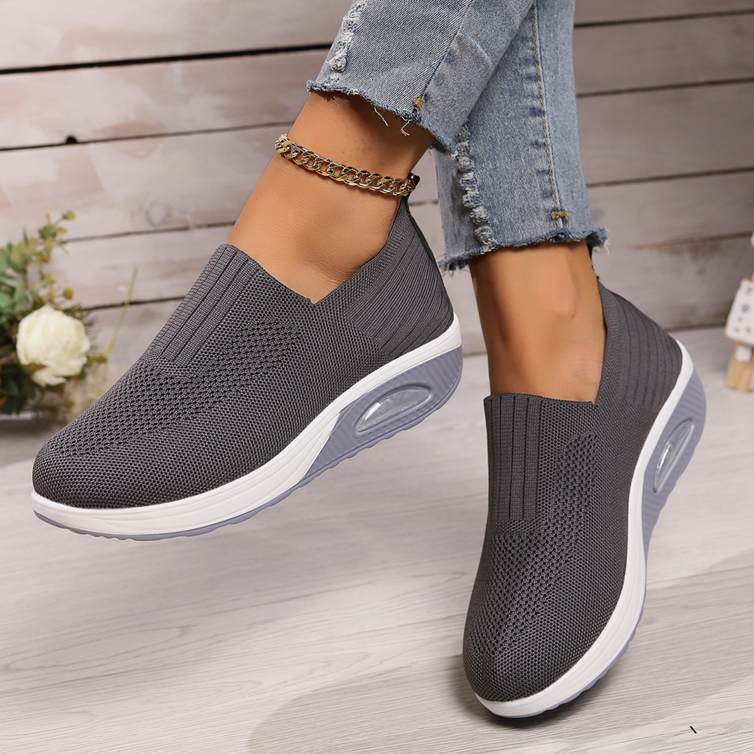 Damen Sneaker mit orthopädischer Unterstützung R&B