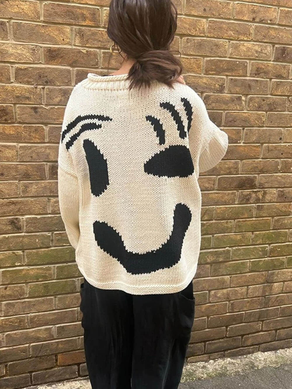 R&B | Strickpullover Im Künstlerstil - Gemütlicher Freizeit-Jumper mit Abstraktem Gesichtsmuster
