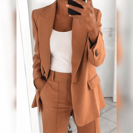 R&B | Eleganter Anzug für Frauen