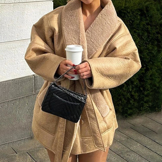 R&B | Maßgeschneiderte und Elegante Winterjacke