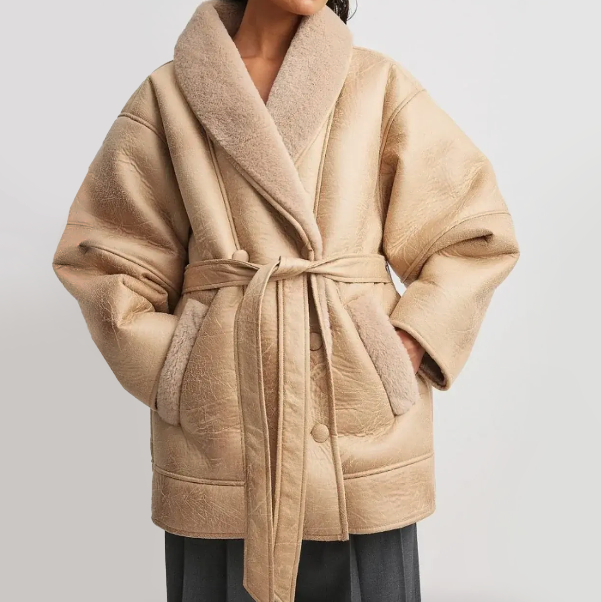R&B | Maßgeschneiderte und Elegante Winterjacke