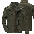 R&B | Militärisch Inspirierte Jacke mit Urbaner Raffinesse