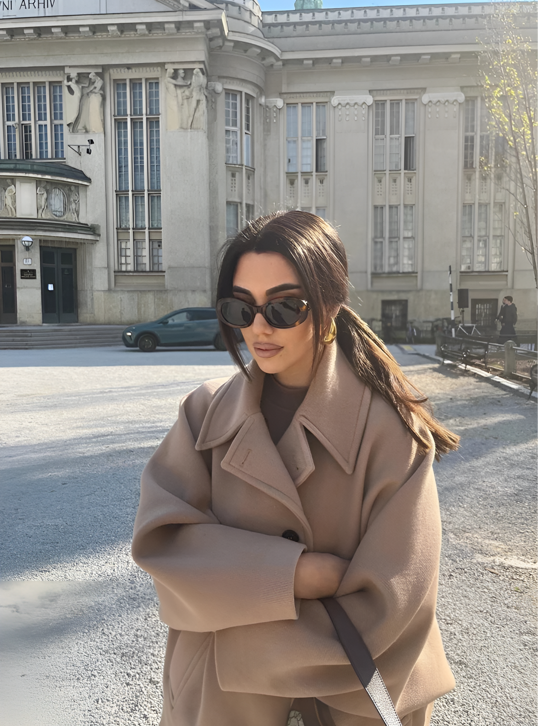 R&B | Elegantes Damen-Cape mit Knöpfen und Wollmischung