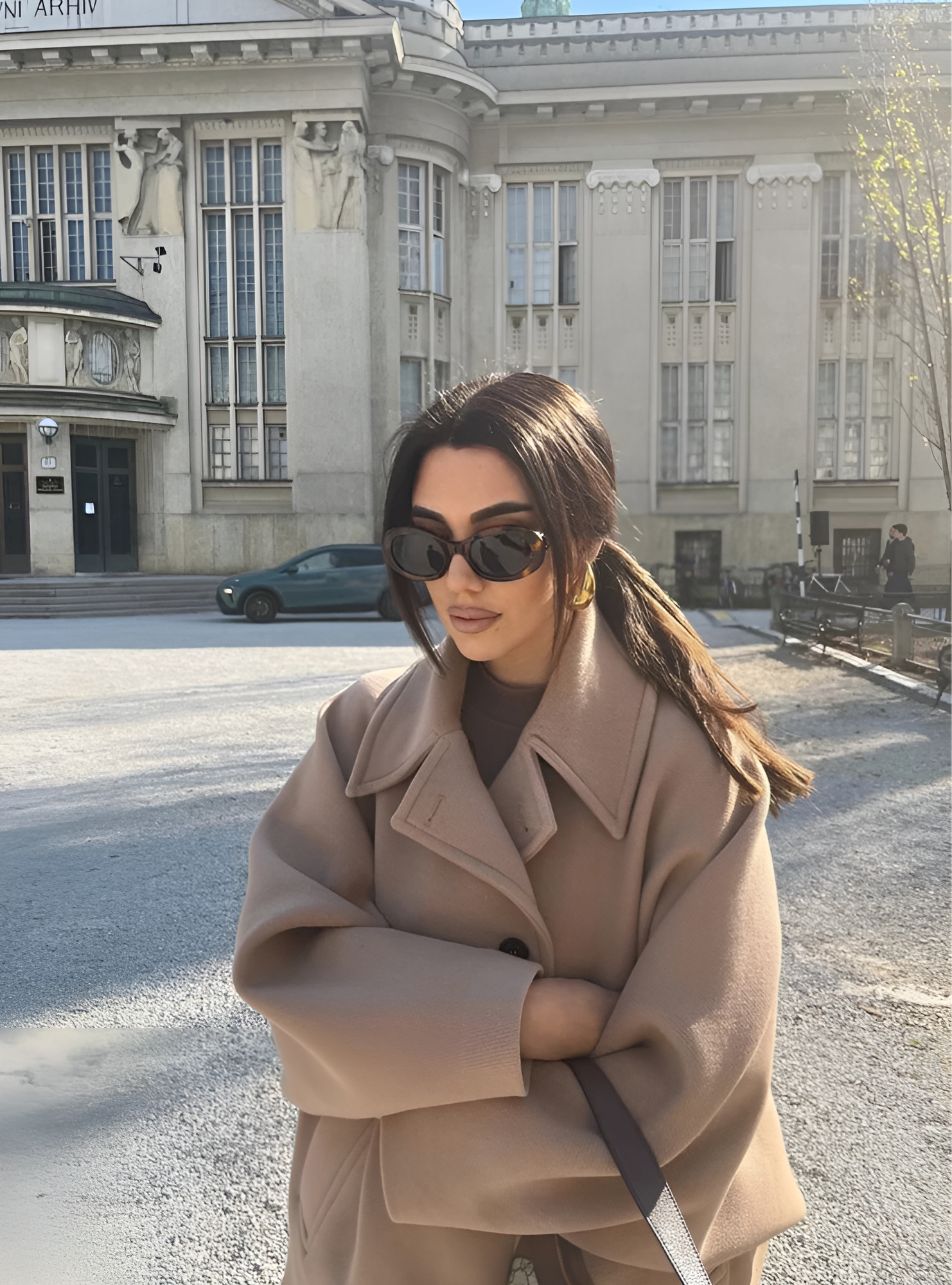 R&B | Elegantes Damen-Cape mit Knöpfen und Wollmischung