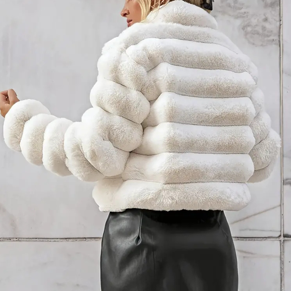 R&B | Eleganter Winterpelzmantel für Damen