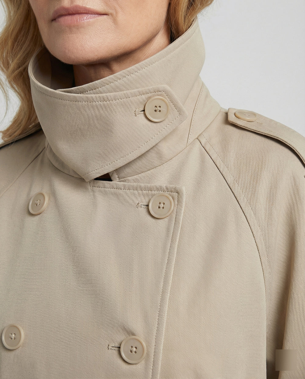 Kurze Zweireihige Windjacke mit Stehkragen für Damen Frühling