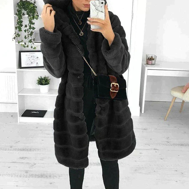 R&B | Winter Langjacke - Kapuzen-Design mit Flauschiger Textur