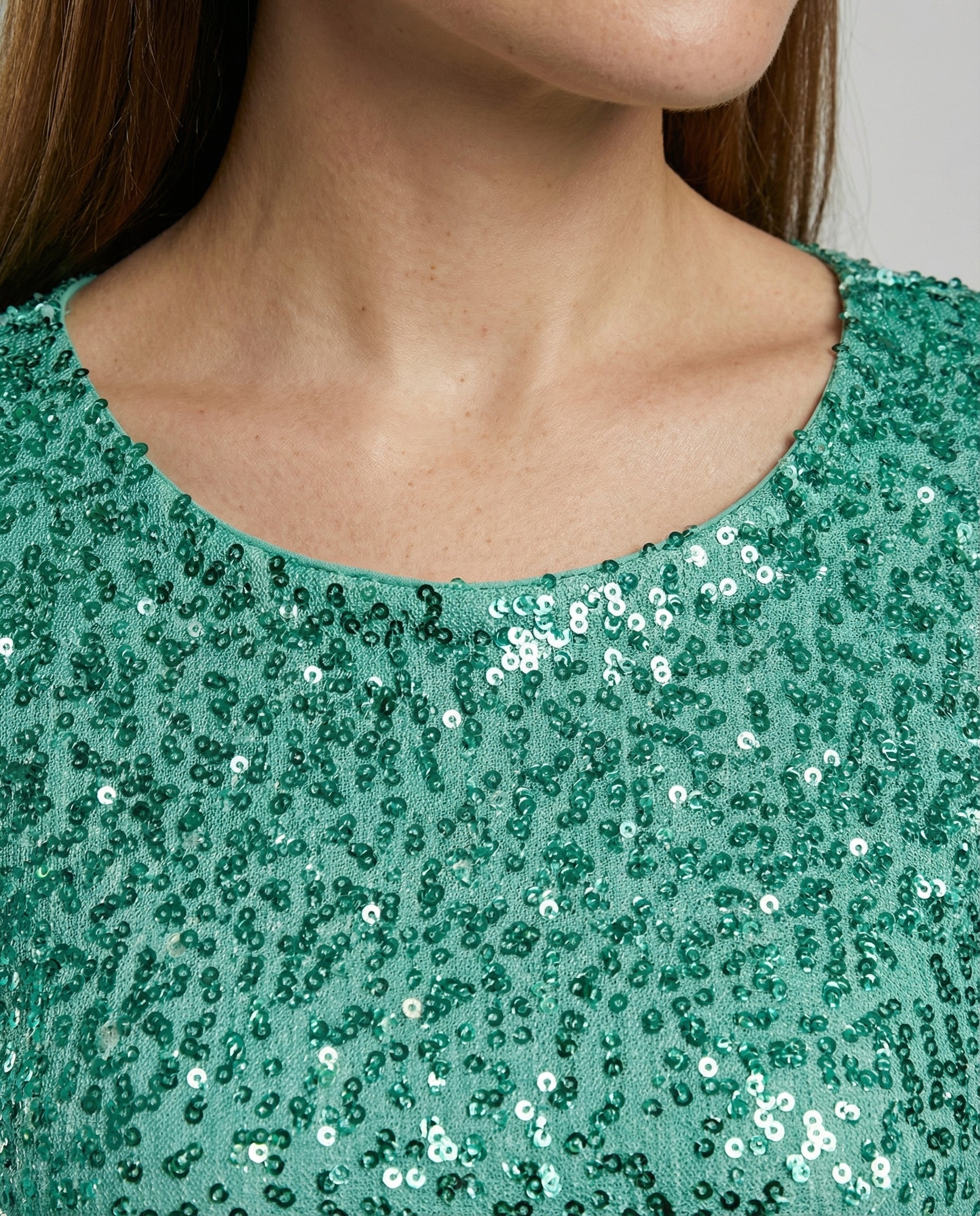 Rückenfreies Glitzer Winterkleid | R&B