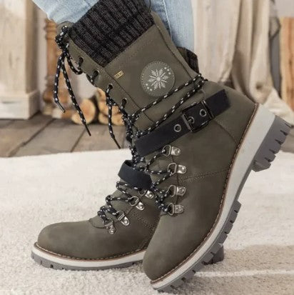 R&B | Knöchelhohe Strickstiefel mit Schnürsenkeln, Reißverschluss und Riemen