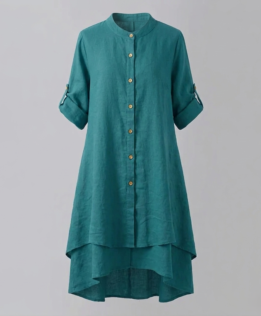 Damen Chiffonbluse mit Bubikragen und doppellagigem Saum.