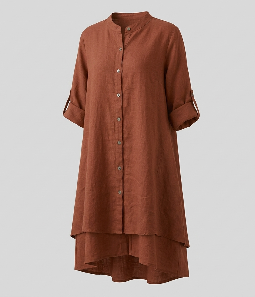 Damen Chiffonbluse mit Bubikragen und doppellagigem Saum.