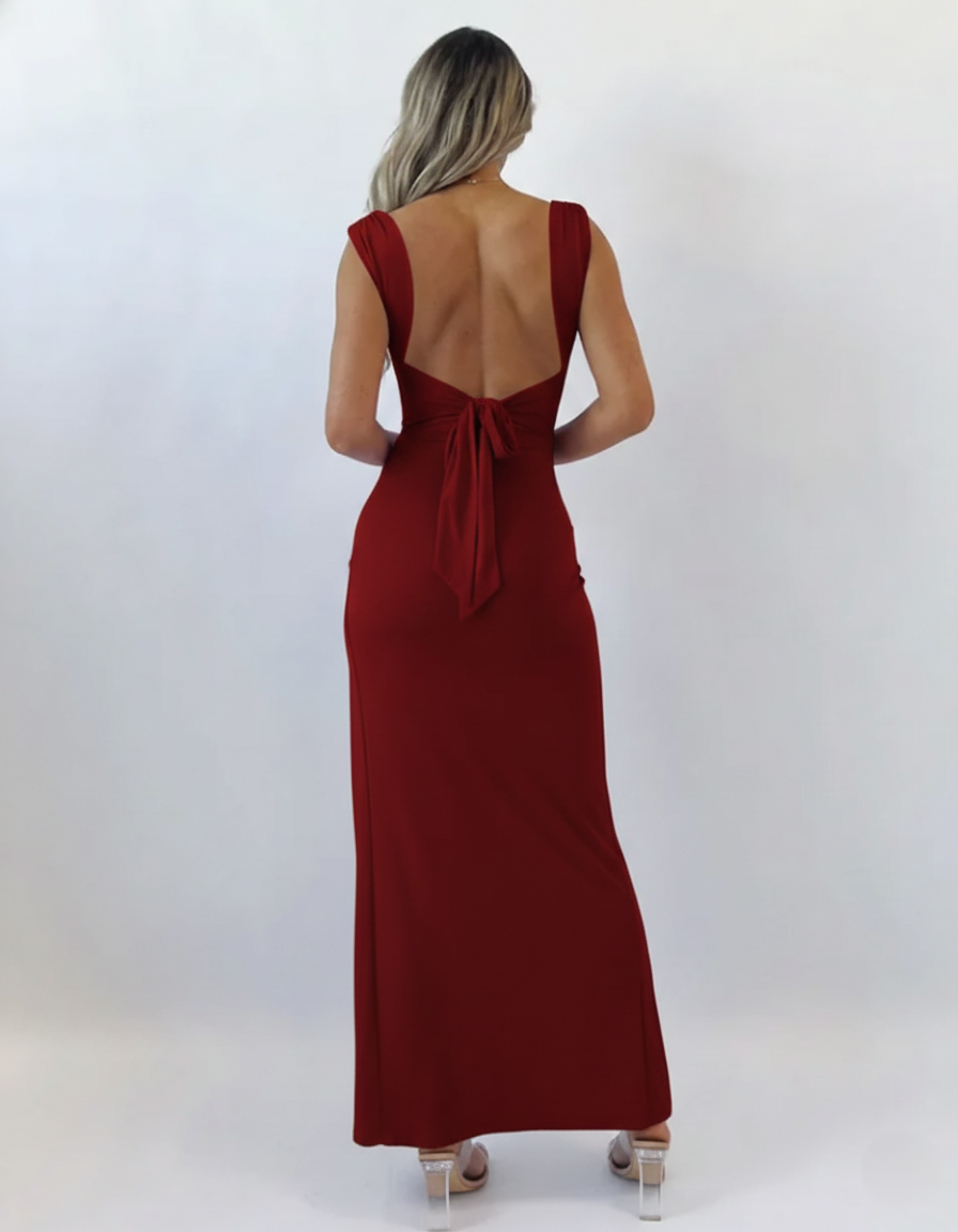 Figurbetontes Maxikleid mit Herz-Ausschnitt