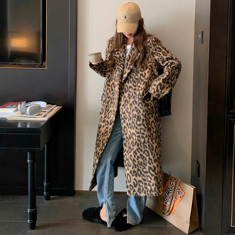 R&B | Damen Lange Winterjacke mit Leopardenmuster und Weichem Warmem Textil