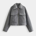 R&B | Schicke Damen Wolljacke mit Kurzer Passform und Taschendetails