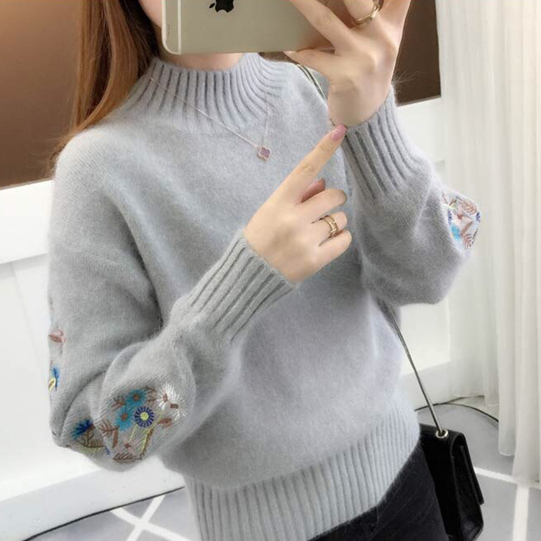 R&B | Strickpullover mit floraler Stickerei