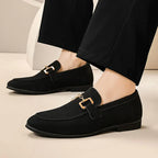 Loafer mit Metallschnalle