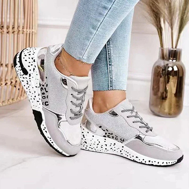 Schnürschuhe mit Leopardenmuster R&B