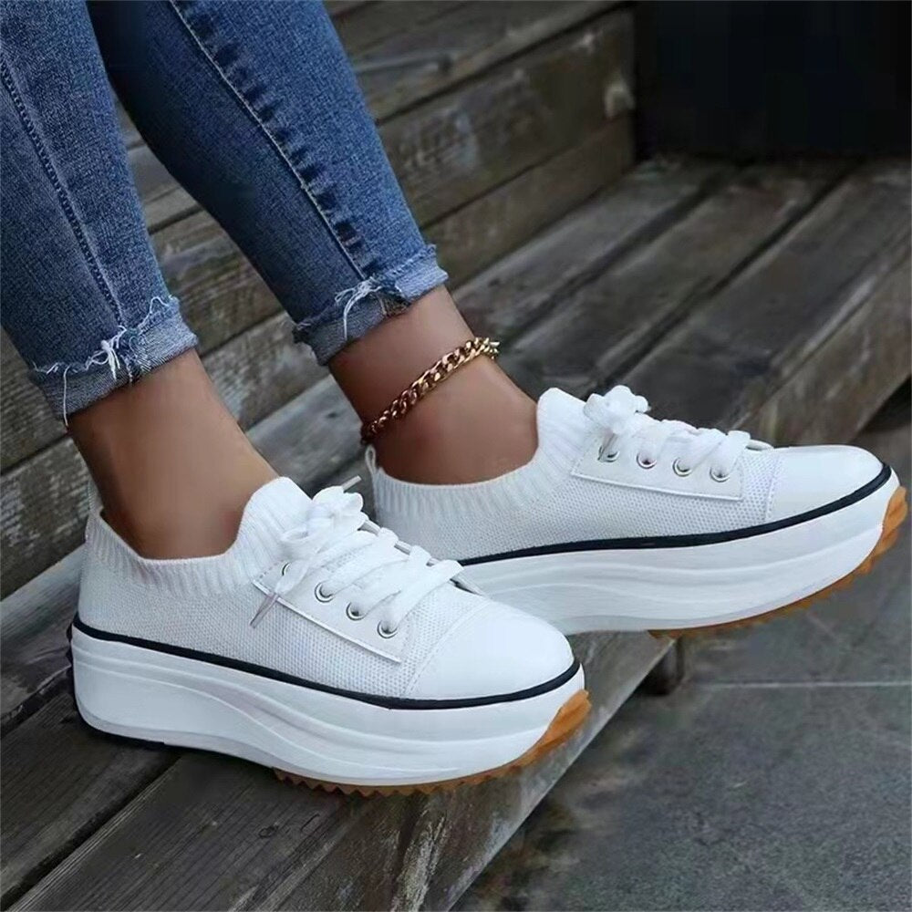 Schnürbare Freizeitschuhe R&B