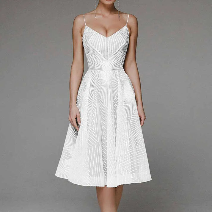 R&B | Elegantes Kleid Mit Offenem Rücken