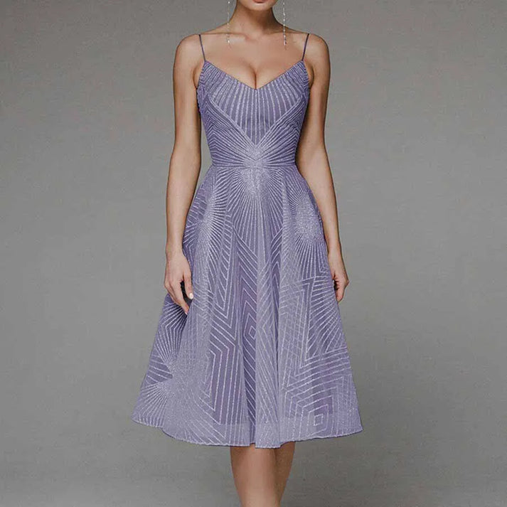 R&B | Elegantes Kleid Mit Offenem Rücken