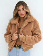 R&B | Fluffy Plüschjacke