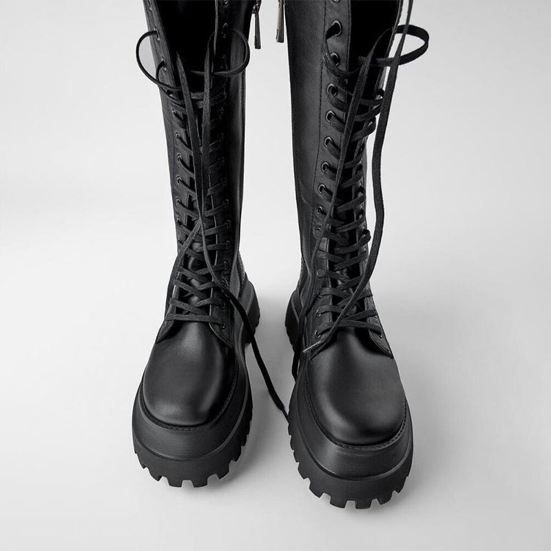 R&B | Hohe Stiefel Damen Schwarz mit Schnürung Tracksohle