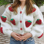 R&B | Strickjacke Weiches gestricktes Jacket mit süßen Erdbeeren