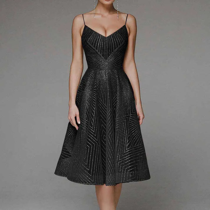 R&B | Elegantes Kleid Mit Offenem Rücken