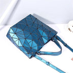 R&B | Tasche Geometrisches Muster Blau Funktional für Die Moderne Frau