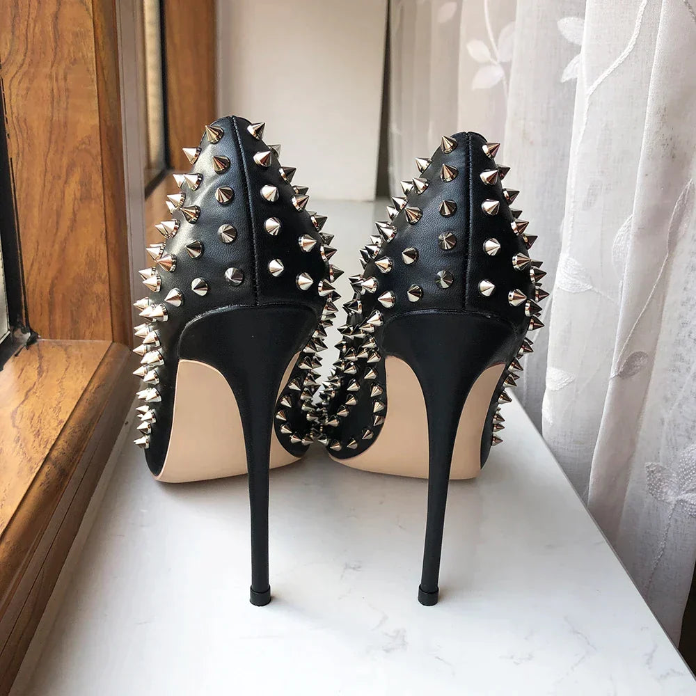 Iris | Silberne Spikes Stiletto Heels
