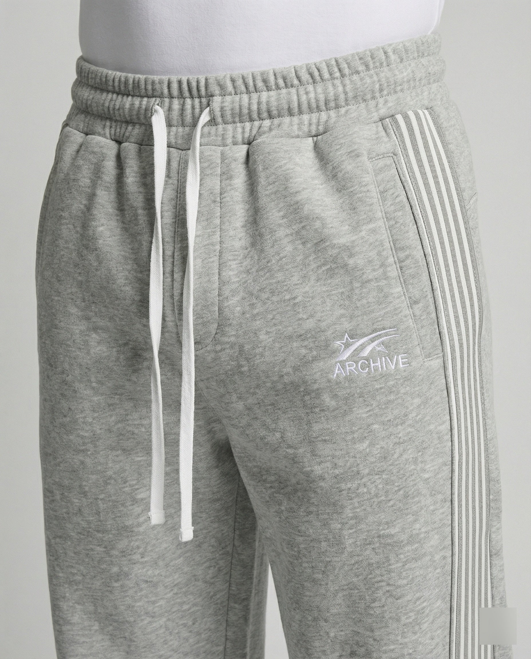 R&B | Herren Jogginghose mit Streifen