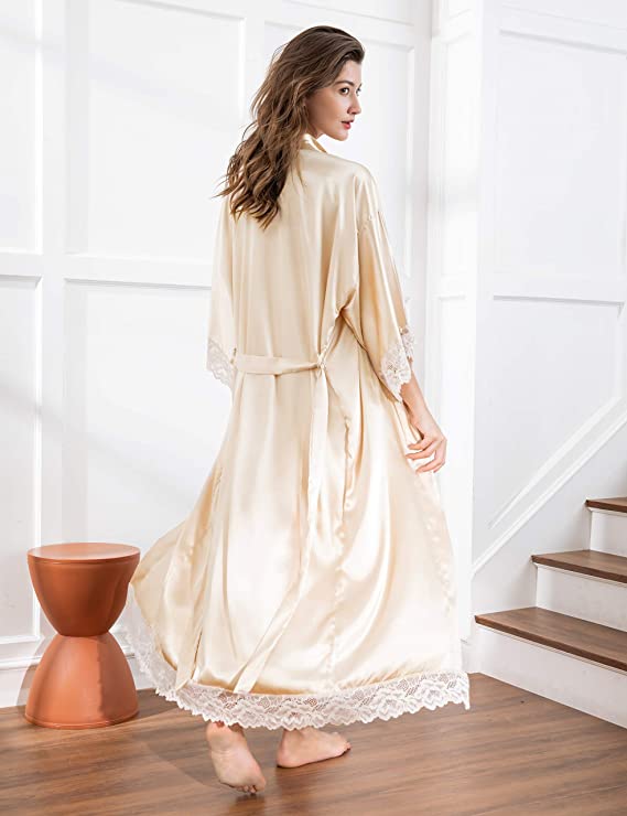 R&B | Lange Bademantel mit Spinnmuster