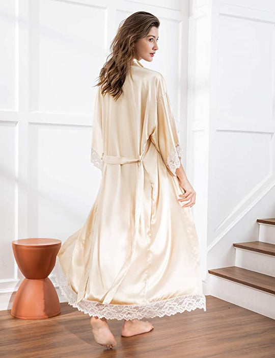 R&B | Lange Bademantel mit Spinnmuster