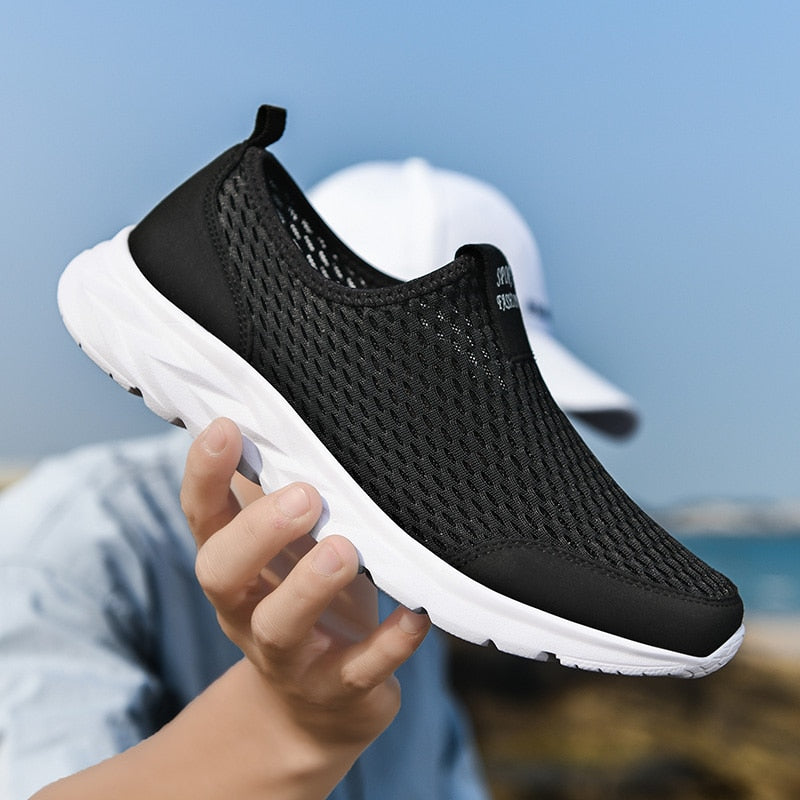 Eindhoven Ualy Unisex Sneaker | Sportlich & Bequem für Frauen und Männer R&B