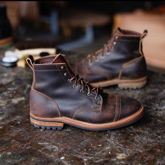 R&B | Stiefeletten - Lederlook mit Schnürung und Metallkappe