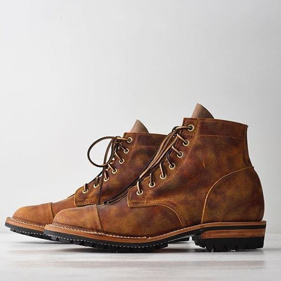 R&B | Stiefeletten - Lederlook mit Schnürung und Metallkappe