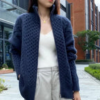 R&B | Modische und Minimalistische Winterjacke