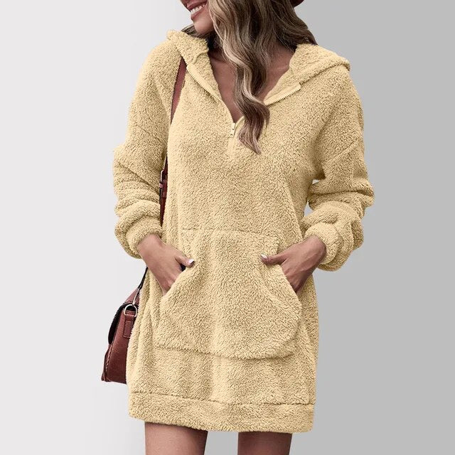 R&B | Flauschiges Kapuzensweatkleid