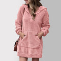 R&B | Flauschiges Pulloverkleid mit Kapuze
